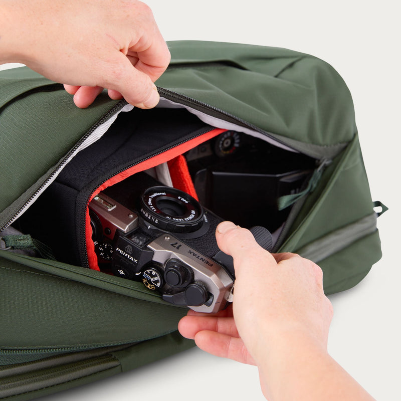 Load image into Gallery viewer, Everything Travel Pack - 28L
