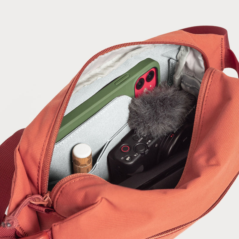 Load image into Gallery viewer, Fanny Sling 2L
