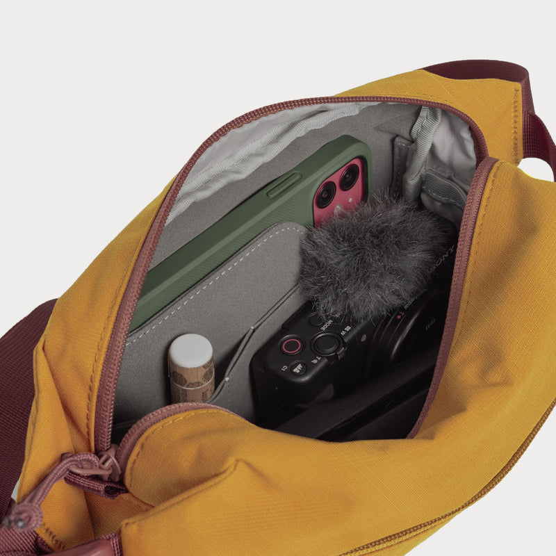 Load image into Gallery viewer, Fanny Sling 2L
