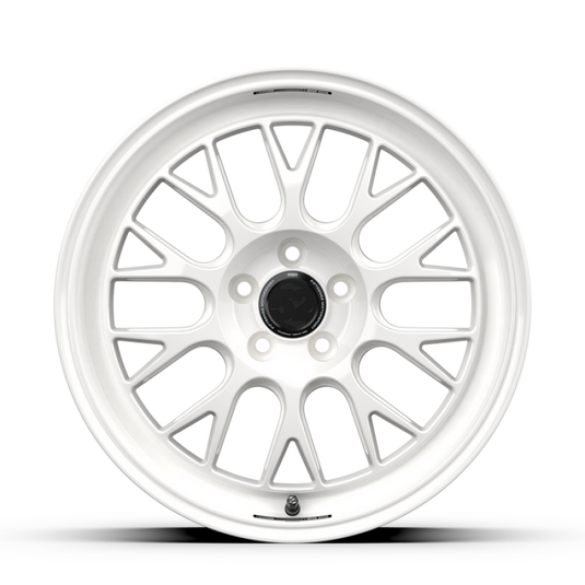 fifteen52 Holeshot RSR 18x8.5 5x108 42mm ET 63.4mm Center Bore Rally White