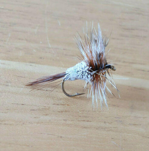 Load image into Gallery viewer, Adam&#39;s Irresistible Dry Fly
