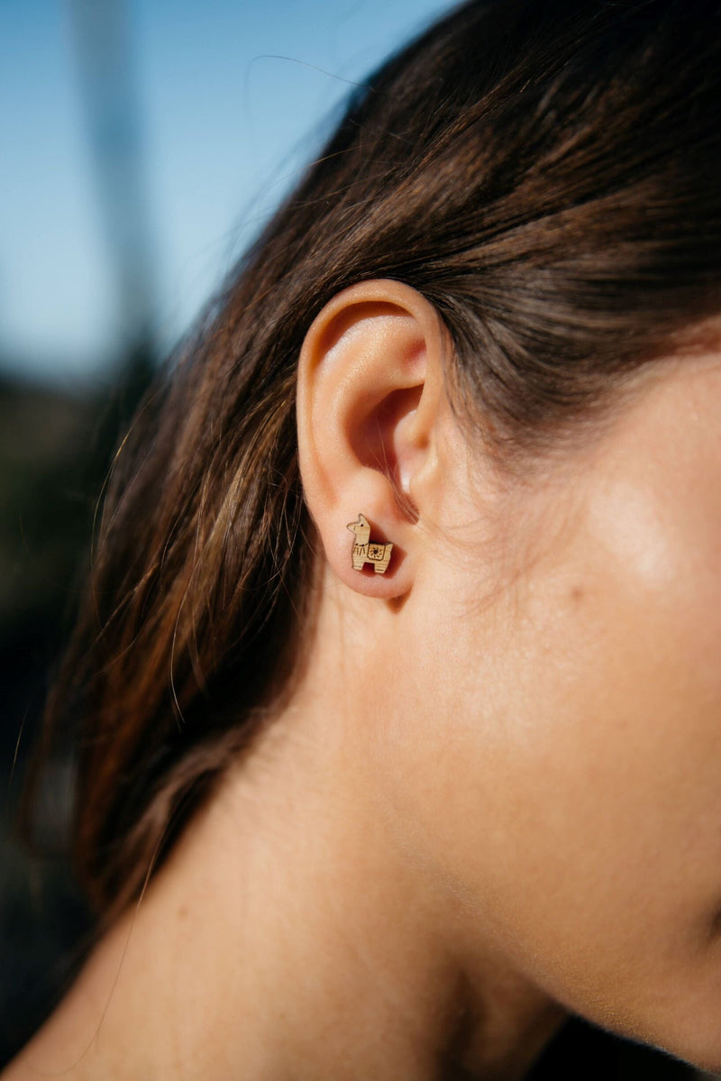 Load image into Gallery viewer, Alpaca Bamboo Earrings
