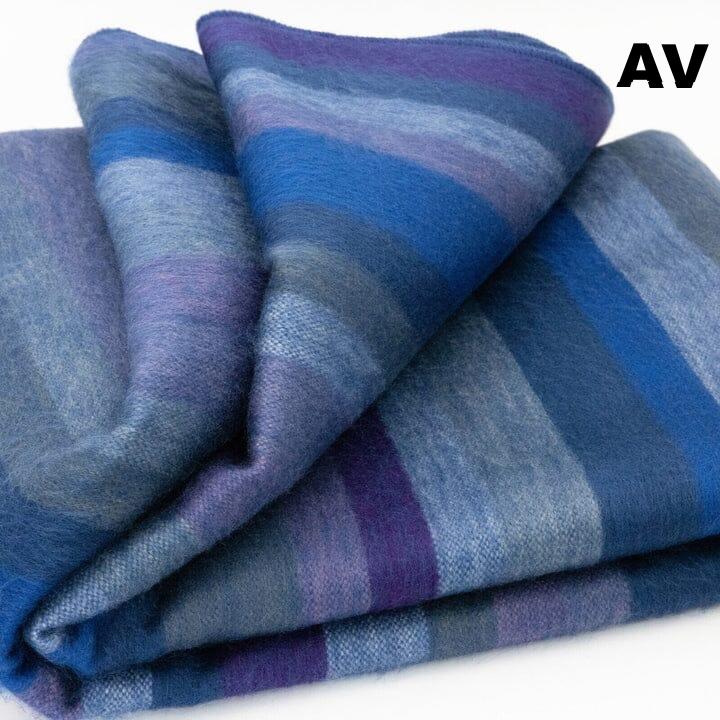 Load image into Gallery viewer, Alpaca Bed Blanket - Striped
