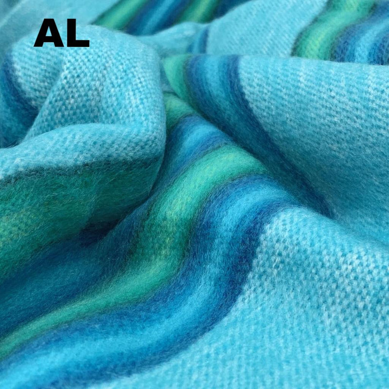 Load image into Gallery viewer, Alpaca Bed Blanket - Striped
