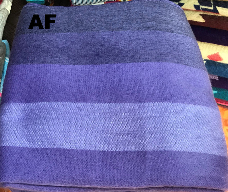 Load image into Gallery viewer, Alpaca Bed Blanket - Striped
