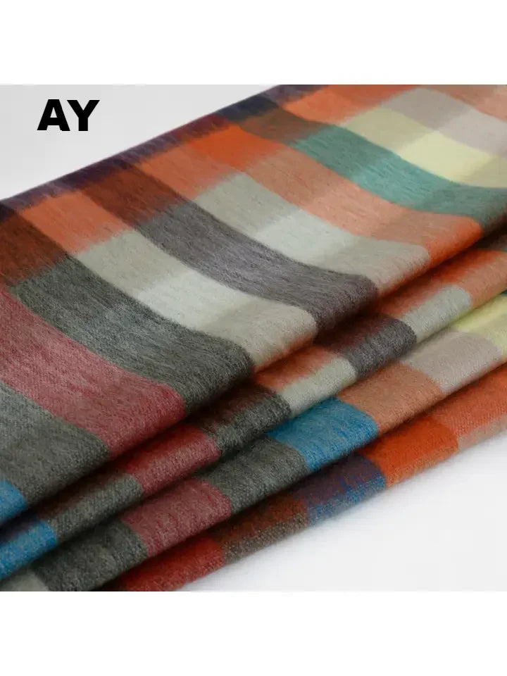 Load image into Gallery viewer, Alpaca Bed Blanket - Striped
