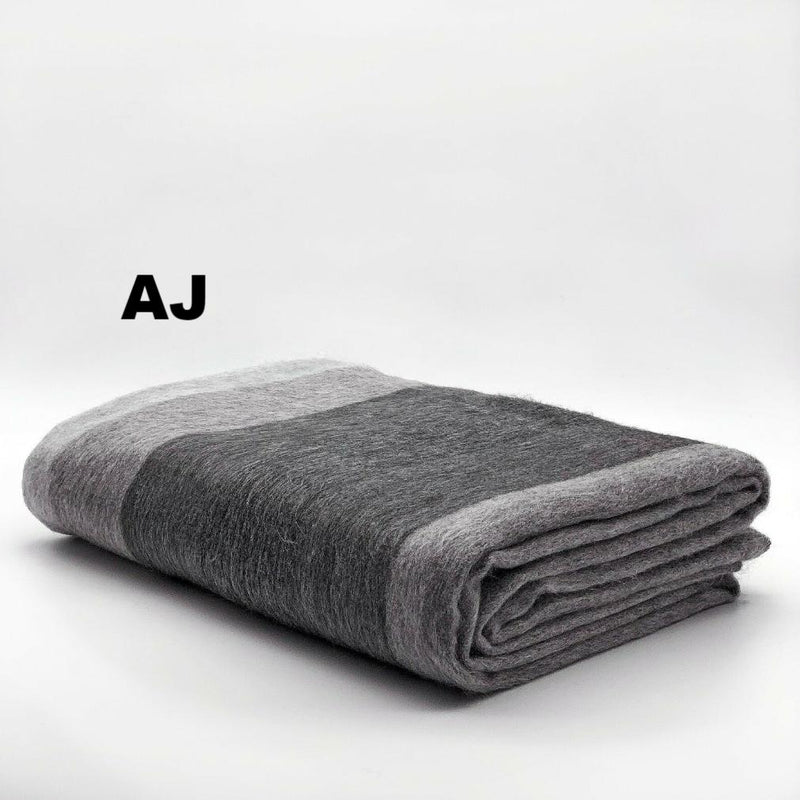 Load image into Gallery viewer, Alpaca Bed Blanket - Striped
