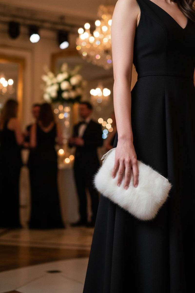 Load image into Gallery viewer, Alpaca Fur Clutch Purse
