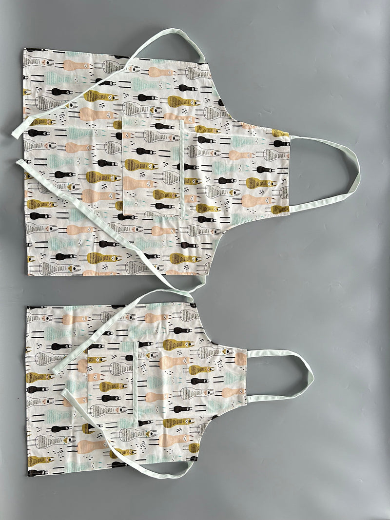 Load image into Gallery viewer, Alpaca Kitchen Tea Towel, Oven Mitt + Pot Holder, Grocery Tote Bag
