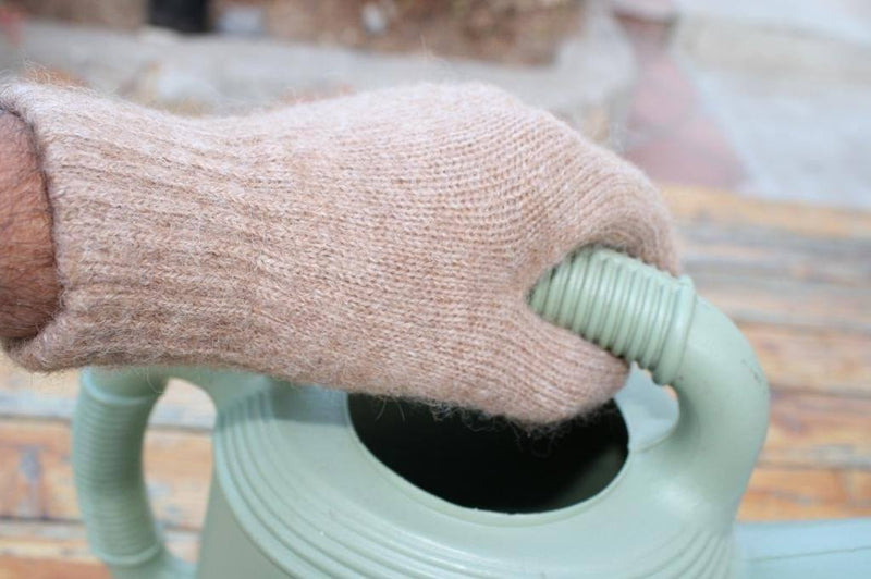 Load image into Gallery viewer, Alpaca Work/Play Alpaca Gloves
