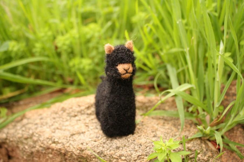 Load image into Gallery viewer, Alpacadorable Hand Made Baby Alpaca Ornaments
