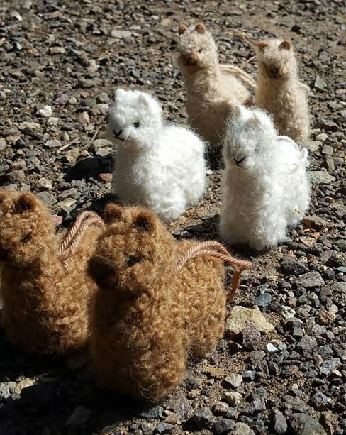 Load image into Gallery viewer, Alpacadorable Hand Made Baby Alpaca Ornaments
