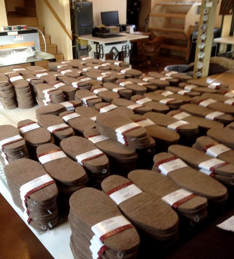 Load image into Gallery viewer, American Choice Alpaca Foot Warmers - Shoe Inserts - Insoles
