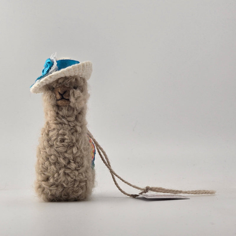 Load image into Gallery viewer, Arequipa Dancer Alpacadorable Figurine
