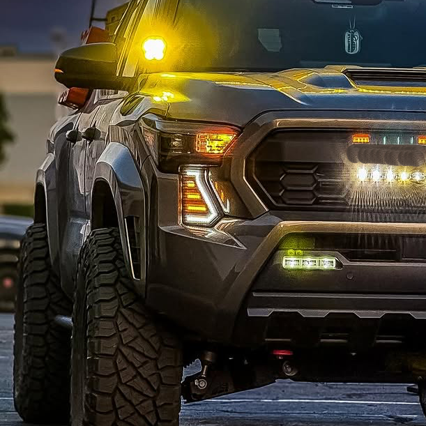 Load image into Gallery viewer, Aspire V2 Fang Lights for Tacoma (2024-2026)
