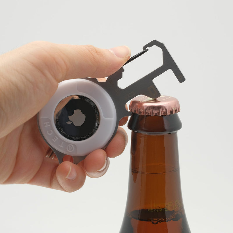 Load image into Gallery viewer, AirTag Multitool 7-in-1 Pro
