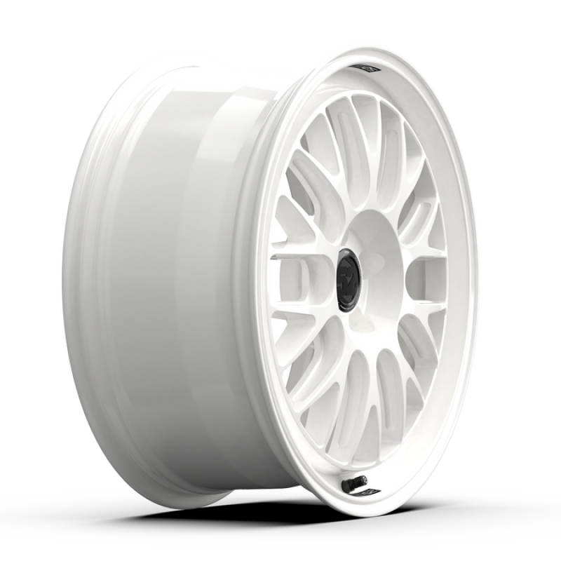 Load image into Gallery viewer, fifteen52 Holeshot RSR 19x8.5 5x108 42mm ET 63.4mm Center Bore Rally White
