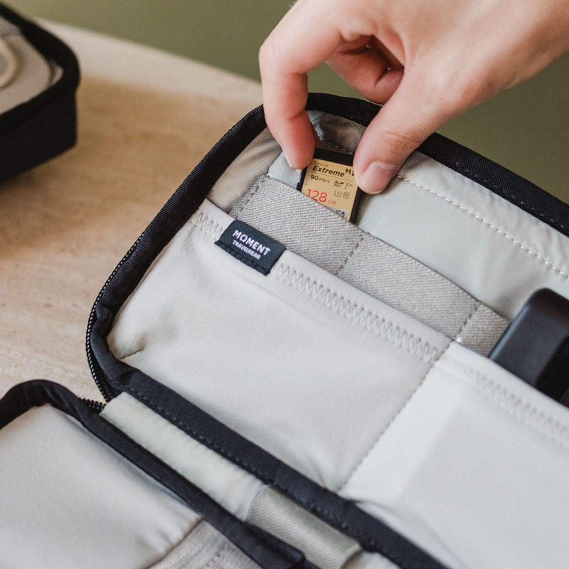 Load image into Gallery viewer, Everything Battery Organizer Pouch
