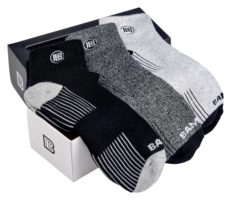 Load image into Gallery viewer, Premium Bamboo Rayon Quarter High Crew Socks
