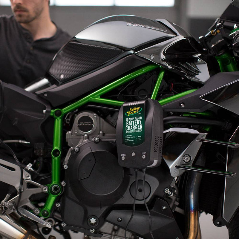 Load image into Gallery viewer, 10 AMP Selectable Battery Charger and Maintainer
