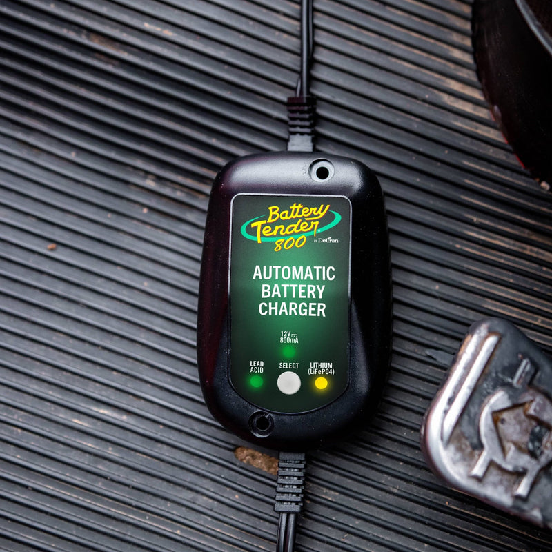 Load image into Gallery viewer, Battery Tender® Weather Resistant 12V 800mA Battery Charger and Maintainer

