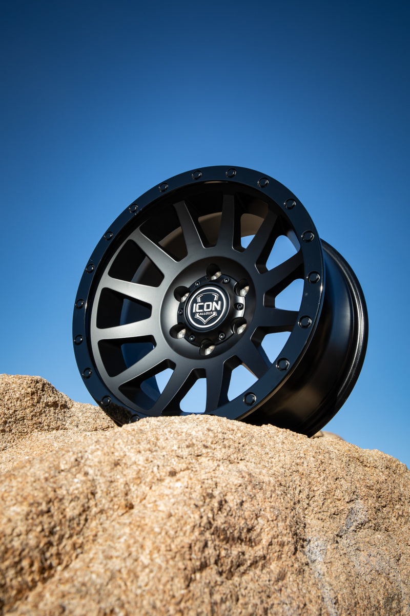 Load image into Gallery viewer, ICON Compression 18x9 6x5.5 0mm Offset 5in BS 106.1mm Bore Double Black Wheel
