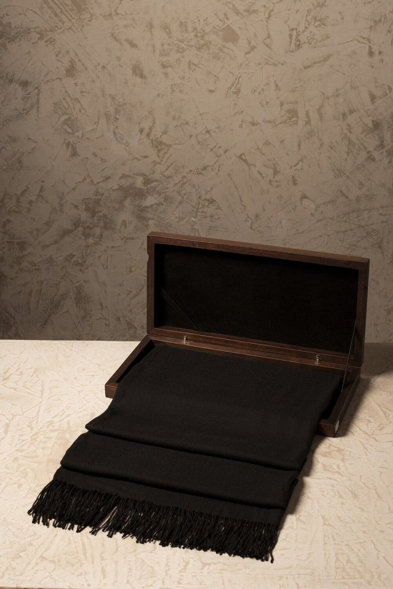 Load image into Gallery viewer, BELLINZONA 100% Vicuna Shawl
