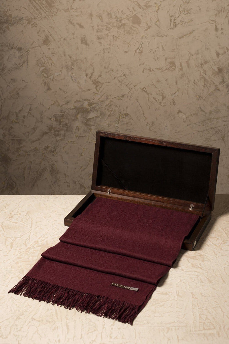 Load image into Gallery viewer, BELLINZONA 100% Vicuna Shawl
