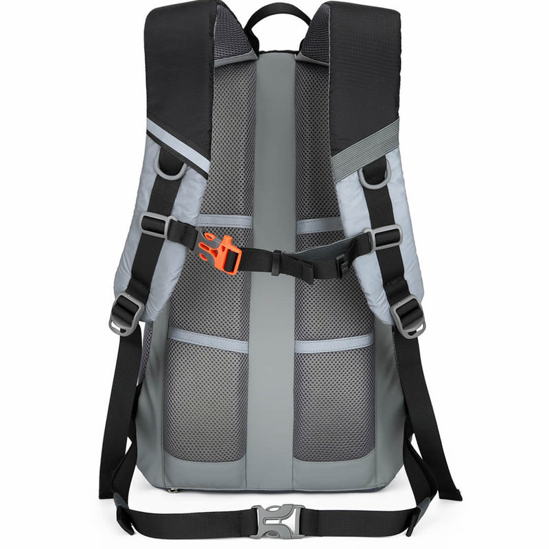 Load image into Gallery viewer, Black Reflective Commuter Bike Backpack | Riderbag Reflektor35
