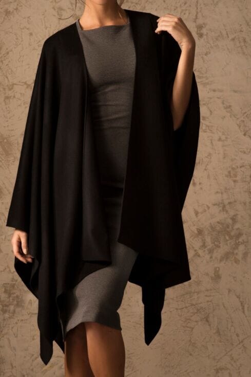 Load image into Gallery viewer, Betty 100% Vicuna Cape
