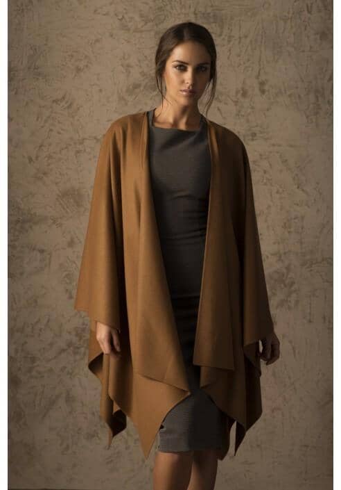 Load image into Gallery viewer, Betty 100% Vicuna Cape
