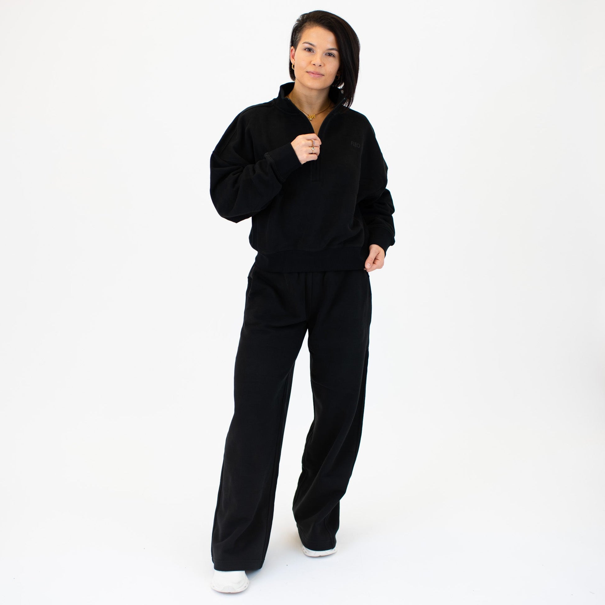 Weekender Half Zip Crop Sweatshirt - Skoutley Outdoors LLC