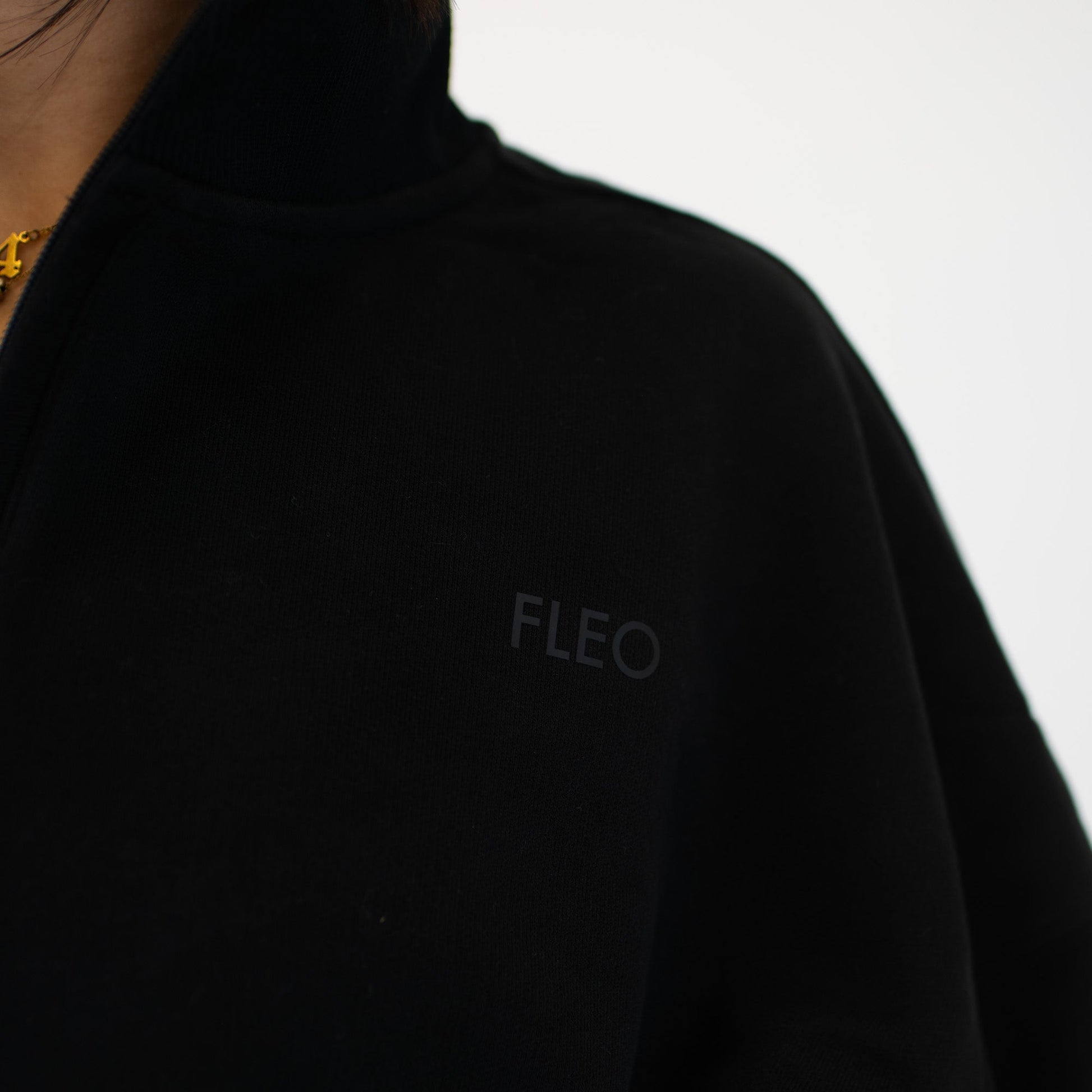 Weekender Half Zip Crop Sweatshirt - Skoutley Outdoors LLC