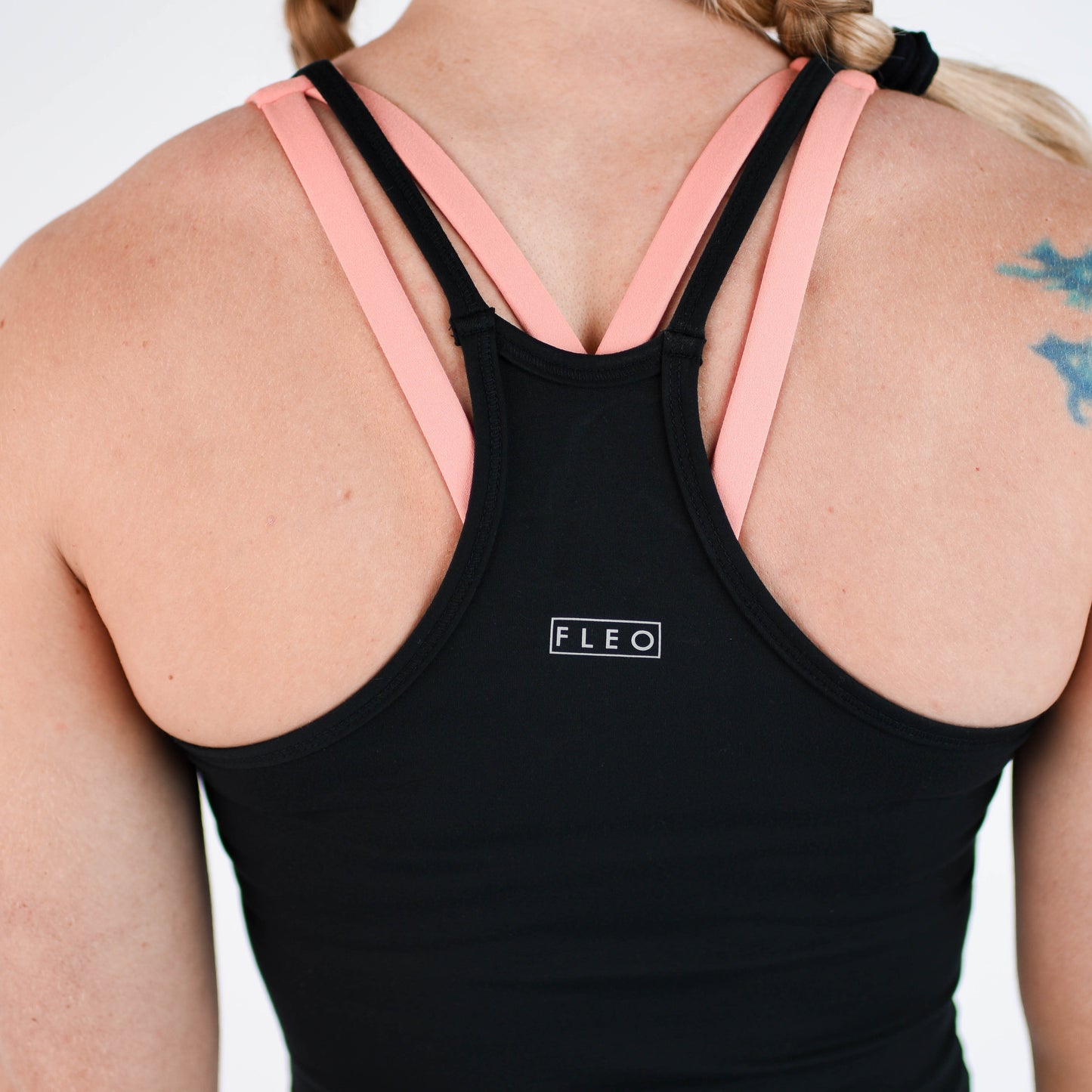 Switch Up Crop Tank - Fitted - Skoutley Outdoors LLC