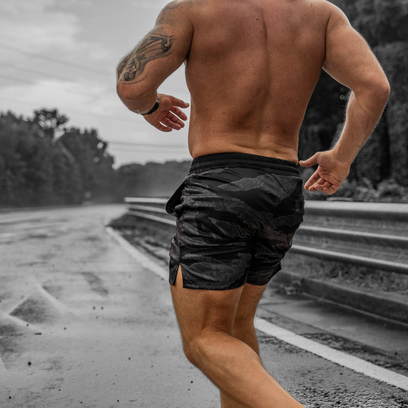 Load image into Gallery viewer, Men's Hooch Daddy Mesh Shorts | 5"
