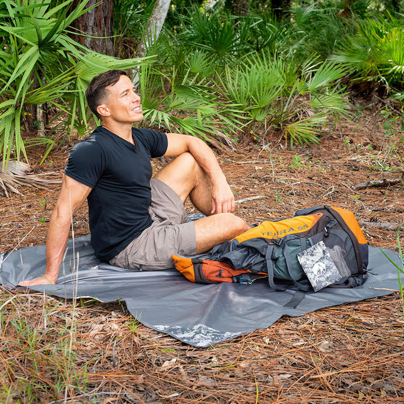 Load image into Gallery viewer, Pike Trail Pocket Blanket
