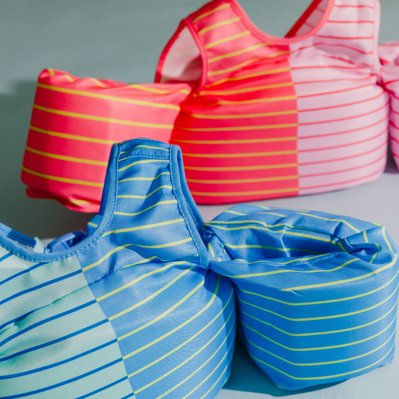 Load image into Gallery viewer, Blue Lemonade Stripe Kids Float
