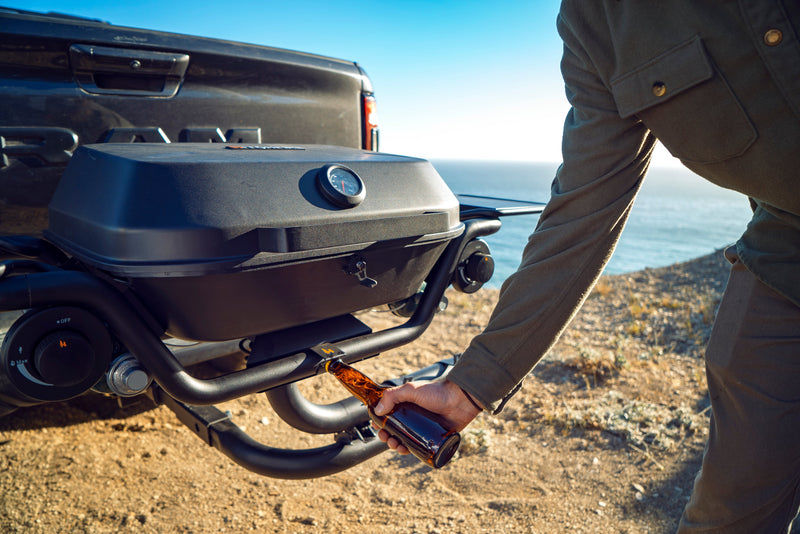 Load image into Gallery viewer, Forge 15 Hitch-Mounted Propane Grill
