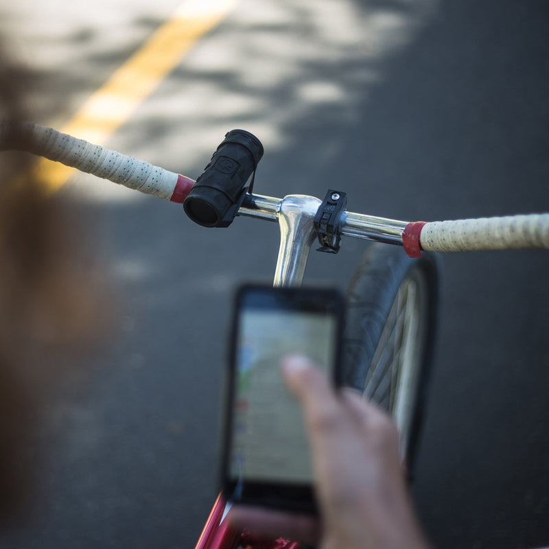 Load image into Gallery viewer, Buckshot 2.0 - Small Bluetooth Speaker
