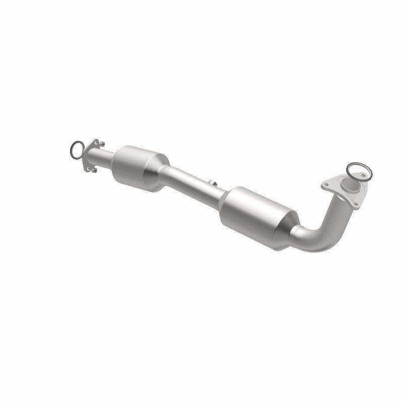 Load image into Gallery viewer, Magnaflow 07-13 Toyota Tundra 4.0L Direct Fit Converter
