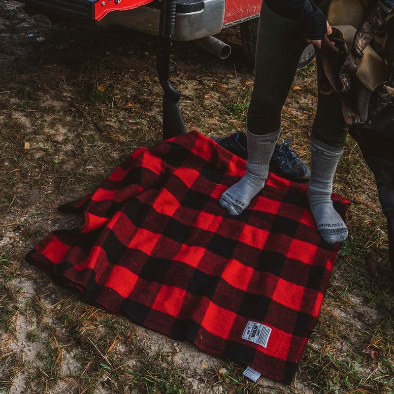 Load image into Gallery viewer, Wool Throw Blanket - White Mountain Woolen
