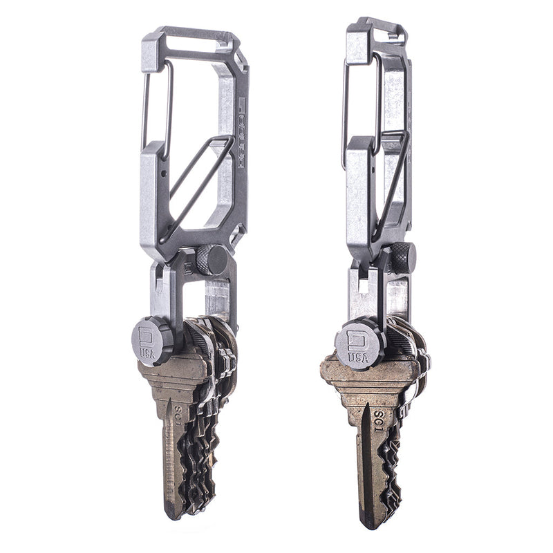 Load image into Gallery viewer, Carabiner &amp; Shackle
