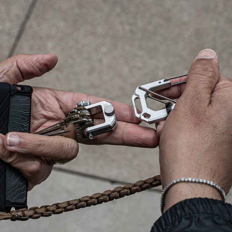 Load image into Gallery viewer, Carabiner &amp; Shackle
