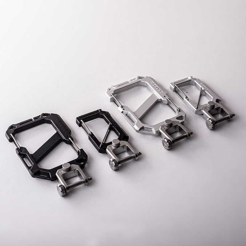 Load image into Gallery viewer, Carabiner XL &amp; Shackle
