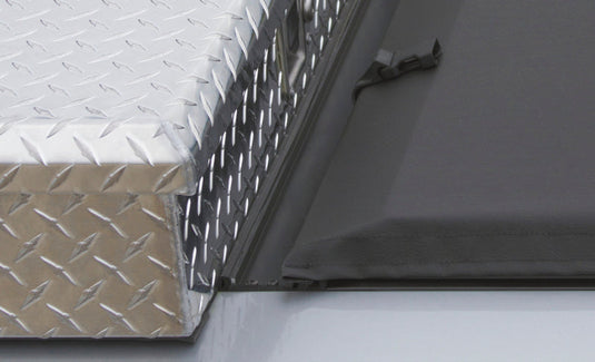 Access Toolbox 99-07 Ford Super Duty 8ft Bed (Includes Dually) Roll-Up Cover 61309