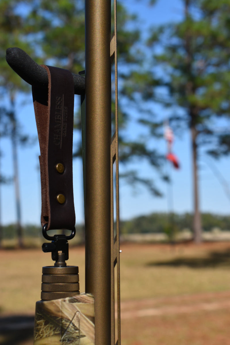 Load image into Gallery viewer, Chambless Duck Gun Hanger
