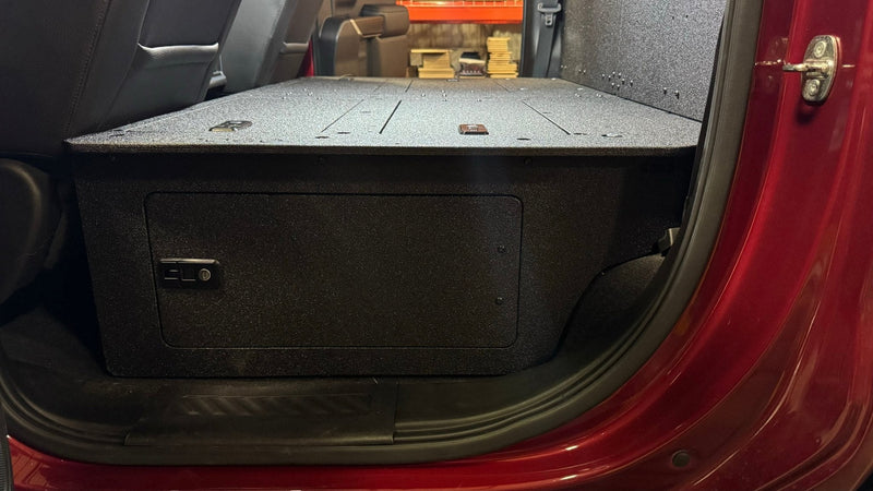 Load image into Gallery viewer, CHEVY - SILVERADO - 4TH GEN - GMC - SIERRA - 2019-PRESENT - 5TH GEN - EXPLORE SERIES - CREW CAB - SEAT DELETE PLATE SYSTEM - SECOND ROW - 100%
