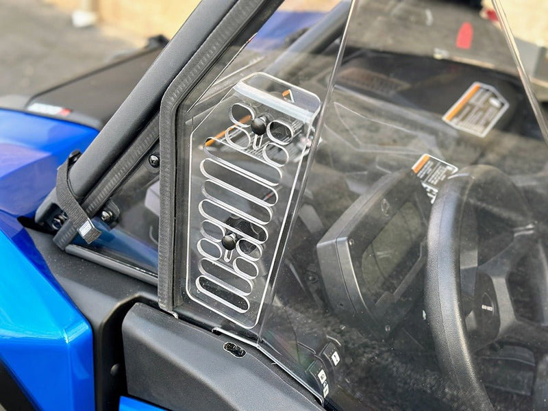 Load image into Gallery viewer, Spike Powersports Venting Polycarbonate Upper Doors Kit for Can-Am Commander
