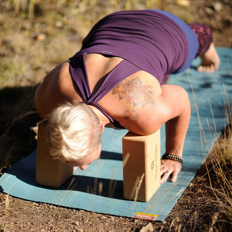 Load image into Gallery viewer, Cork Yoga Block
