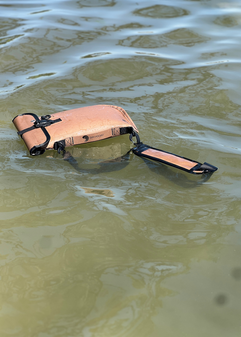 Load image into Gallery viewer, Waterproof Floating Pistol Bag (Pre-Order)
